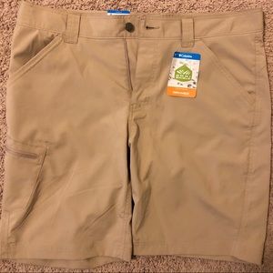 Columbia Kestrel Trail Shorts (NWT, Size 36)